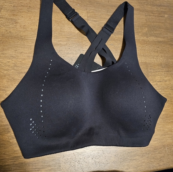 Lululemon SportBra 36c - Picture 4 of 4